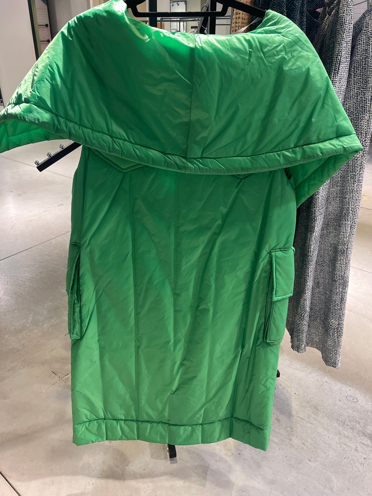 Bize Long Green Vest