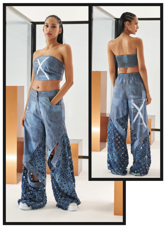 Cutout Embellished Denim Pants H4 02618